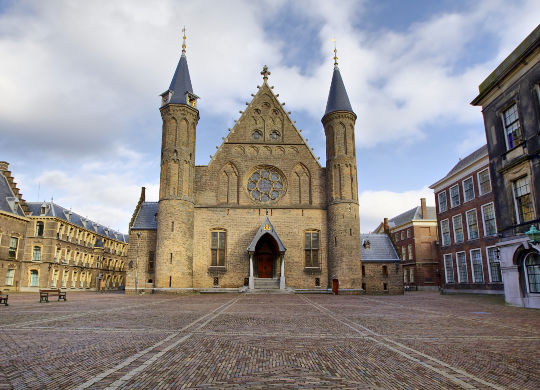 Klassenfahrten nach Den Haag Auf Klassenfahrt mit HEROLÉ: Klassenfahrten nach Den Haag.
