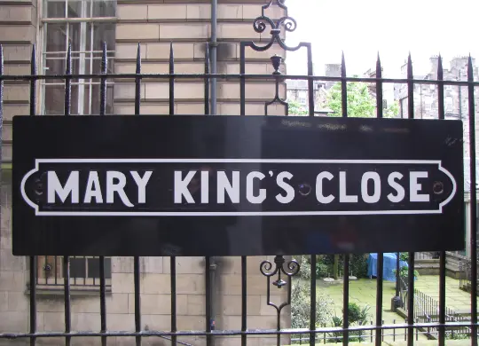 Auf Klassenfahrt mit HEROLÉ: Mary King's Close in Edinburgh.
