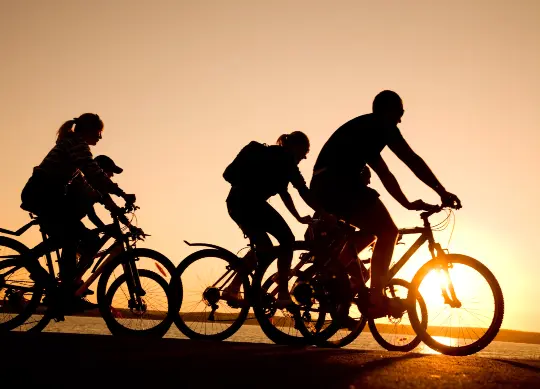 Auf Klassenfahrt mit HEROL&Eacute;: Auf Fahrradtour viel entdecken.