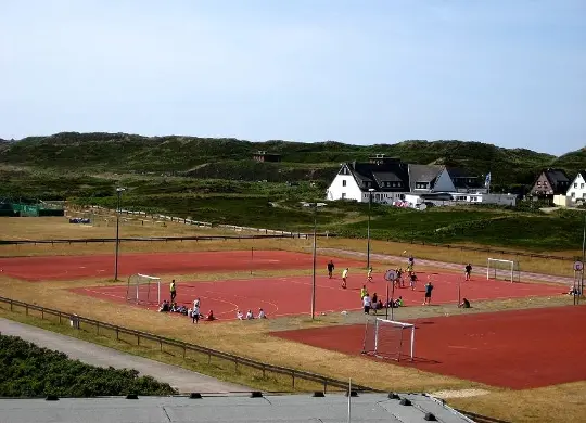 Auf Klassenfahrt mit HEROLÉ: Nutzung der Mehrzweckplätze der Unterkunft in Sylt