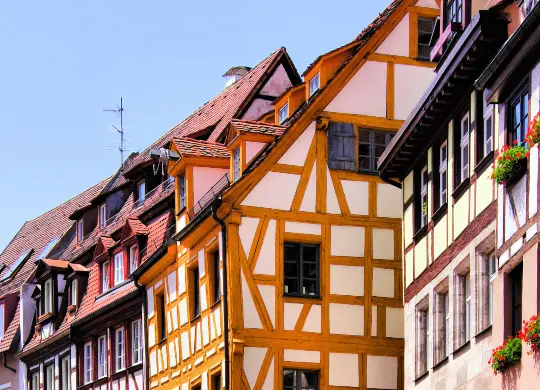 Auf Klassenfahrt mit HEROLÉ: Gasse in Nürnberg.