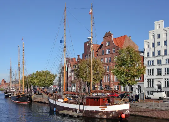 Auf Klassenfahrt mit HEROLÉ: Lübeck an der Ostsee.
