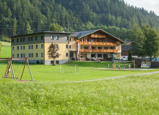 Auf Klassenfahrt mit HEROLÉ: Simonyhof im Salzburger Land.