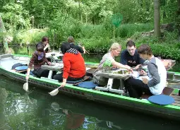 Auf Klassenfahrt mit HEROLÉ: Natur Workshop im Spreewald.