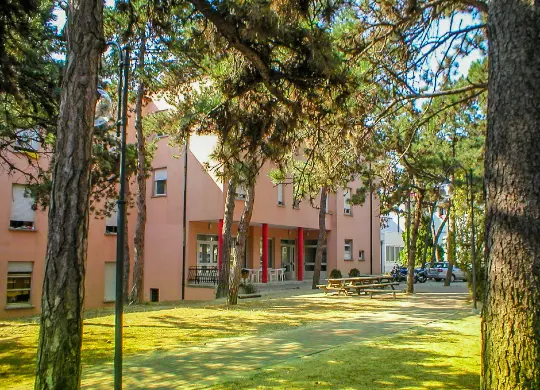 Auf Klassenfahrt mit HEROLÉ: Nächtigen Sie auch in den Räumen des Bella Italia EFA Village in Venetien