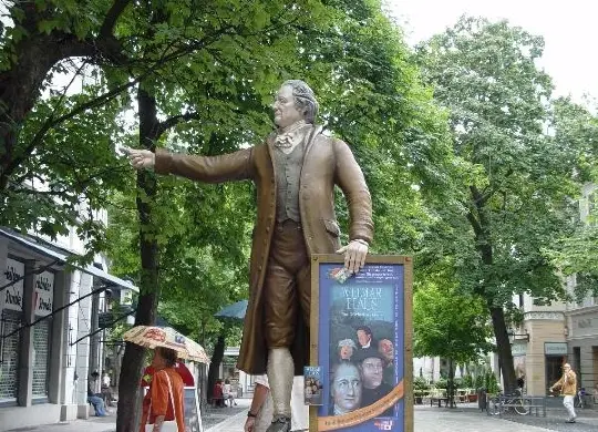 Auf Klassenfahrt mit HEROLÉ: Weimarhaus in Weimar