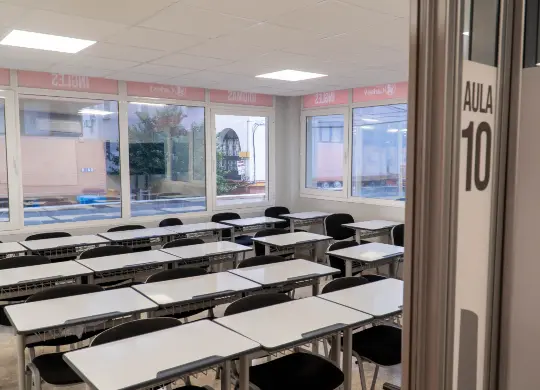 Auf Klassenfahrt mit HEROLÉ: Klassenzimmer in der Sprachschule in Sevilla
