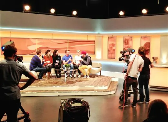 Auf Klassenfahrt mit HEROLÉ: Schüler beim TV Workshop in Köln