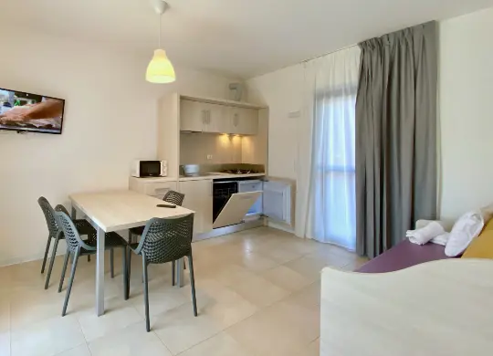 Auf Klassenfahrt mit HEROLÉ: Komfort-Appartment im Belvedere Village am Gardasee Südufer