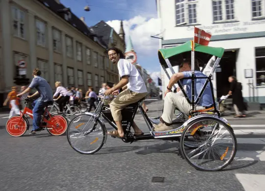Auf Klassenfahrt mit HEROLÉ: Fahrradfahrer in Kopenhagen.