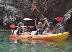 Auf Klassenfahrt mit HEROLÉ: Kanutour in der Kvarner Bucht.