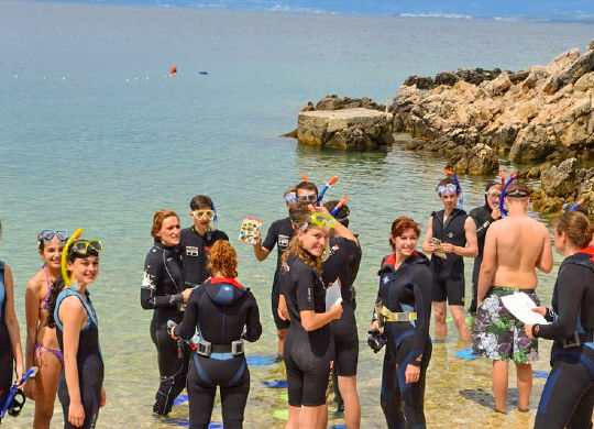Schnorcheltour in der Kvarner Bucht Auf Klassenfahrt mit HEROLÉ: Schnorcheltour in der Kvarner Bucht.