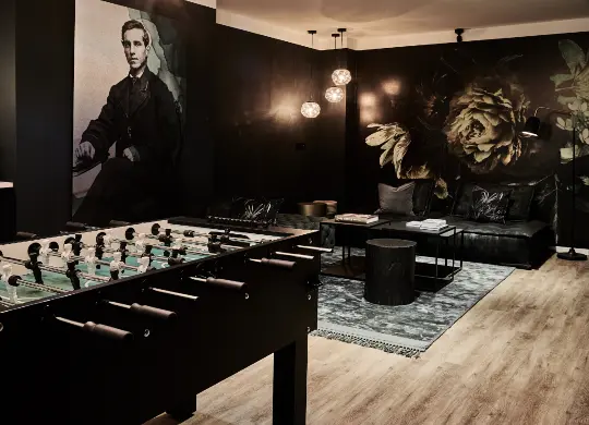 Auf Klassenfahrt mit HEROLÉ: Kicker Lounge im Groners Leipzig