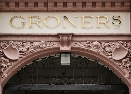 Auf Klassenfahrt mit HEROLÉ: Eingangsbereich des Groners Leipzig