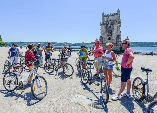 Auf Klassenfahrt mit HEROLÉ: Fahrradtour-Torre de Belem in Lissabon
