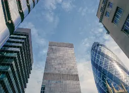 Auf Klassenfahrt mit HEROLÉ: Blick auf Lloyds of London in London.