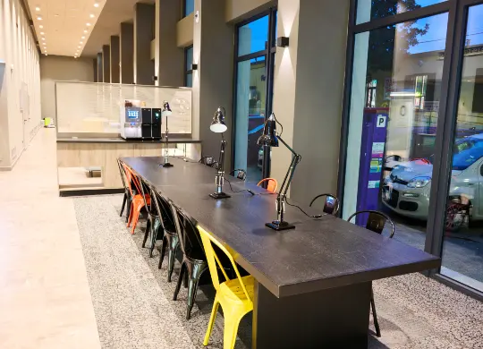 Auf Klassenfahrt mit HEROLÉ: Lobby im a&o Hostel Firenze Campo di Marte in Florenz