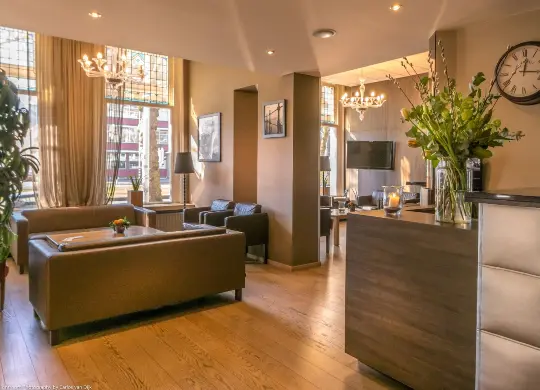 Lobby im a&o Hostel in Rotterdam Auf Klassenfahrt mit HEROLÉ: Lobby im a&o Hostel in Rotterdam