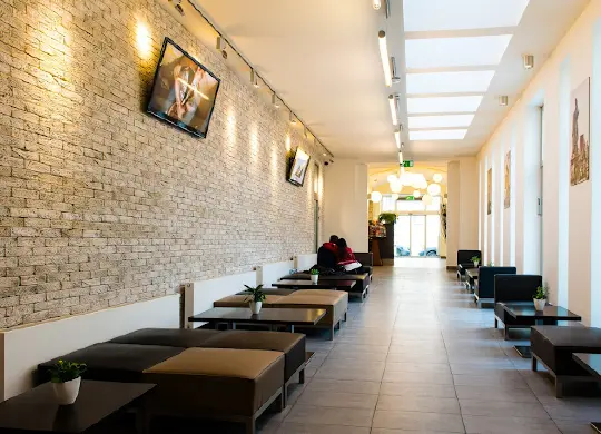 Auf Klassenfahrt mit HEROLÉ: Lobby im Hotel Adeba in Prag
