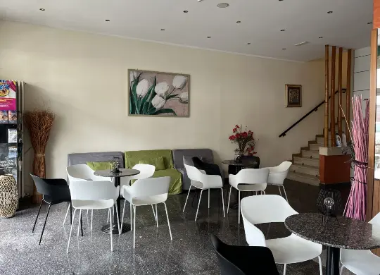 Auf Klassenfahrt mit HEROLÉ: Lobby im Hotel Playa an der Adria