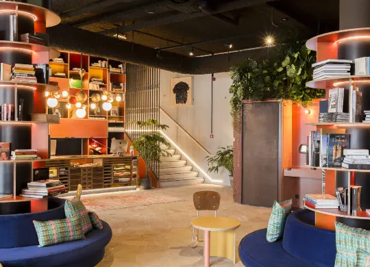 Auf Klassenfahrt mit HEROLÉ: Lobby im YUST Hotel Antwerpen