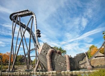 Die Krakenachterbahn im Heide Park Soltau in der Lüneburger Heide Auf Klassenfahrt mit HEROLÉ: Lassen Sie sich einen Besuch im Heide Park Soltau in der Lüneburger Heider nicht entgehen