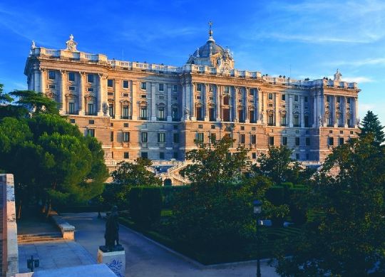 Palacio Real in Madrid  Auf Klassenfahrt mit HEROLÉ: Palacio Real in Madrid.
