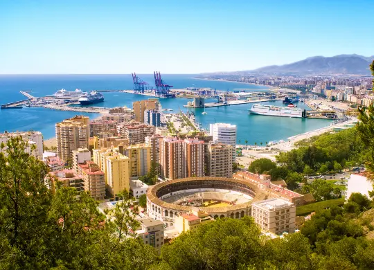 Málaga - Blick vom Gibralfaro auf die Stadt Auf Klassenfahrt mit HEROLÉ: Málaga - Blick vom Gibralfaro auf die Stadt
