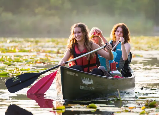 Auf Klassenfahrt mit HEROLÉ: Kanutour an den Mecklenburger Seen.