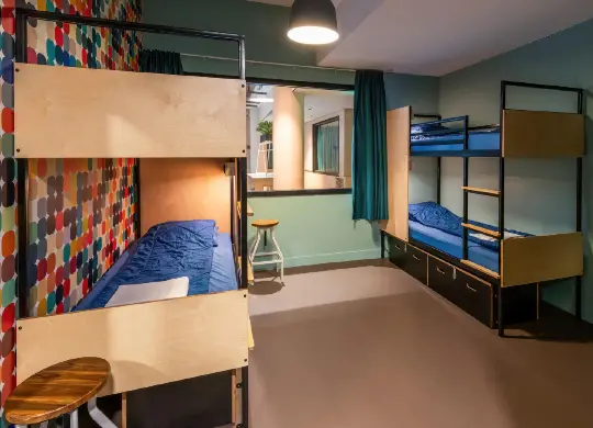 Auf Klassenfahrt mit HEROLÉ: Mehrbettzimmer im Stayokay Hostel Utrecht Centrum