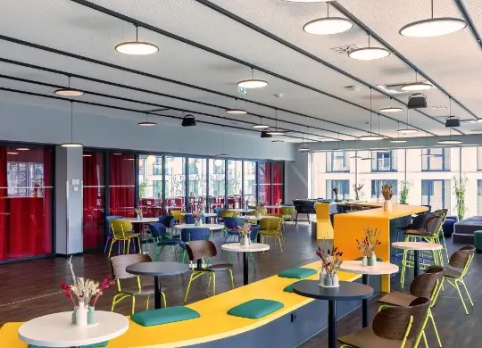 MEININGER Hotel Dresden Zentrum Auf Klassenfahrt mit HEROLÉ: MEININGER Hotel Dresden Zentrum