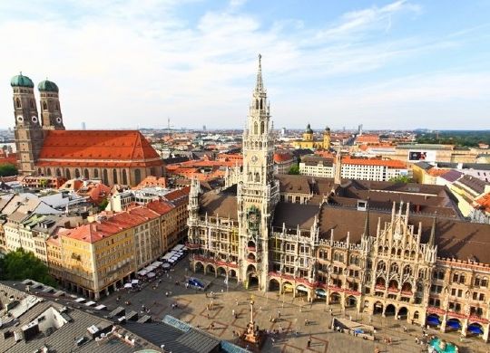 Neues Rathaus in München Auf Klassenfahrt mit HEROLÉ: Neues Rathaus in München.