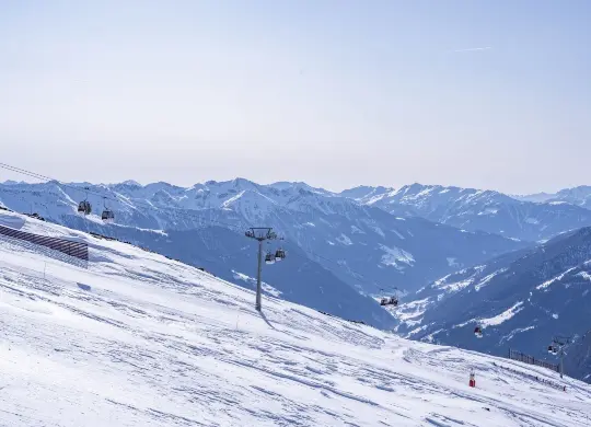 Auf Klassenfahrt mit HEROLÉ: moderne Liftanlagen im Skigebiet Heiligenblut / Grossglockner in Österreich
