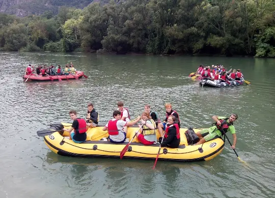 Auf Klassenfahrt mit HEROLÉ: Rafting am Gardasee Südufer
