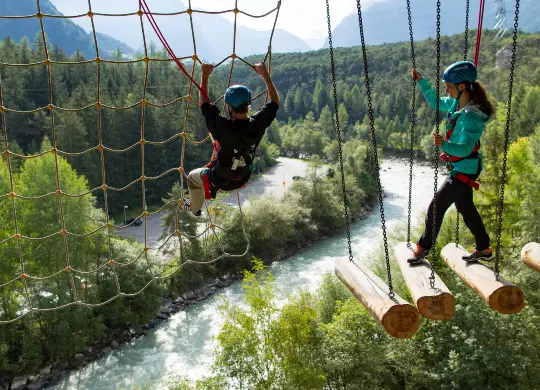 Auf Klassenfahrt mit HEROLÉ: Rafting Area 47 in Tirol