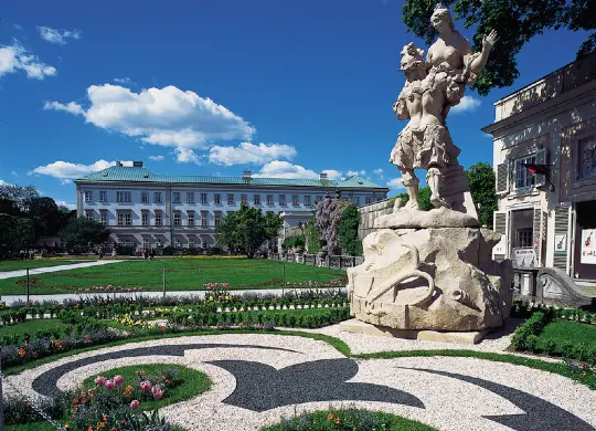 Auf Klassenfahrt mit HEROLÉ: Schloss Mirabell im Salzburger Land.