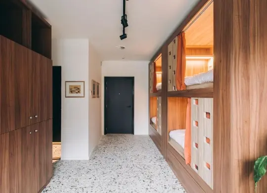 Auf Klassenfahrt mit HEROLÉ: Zimmerbeispiel im Yust Antwerpen