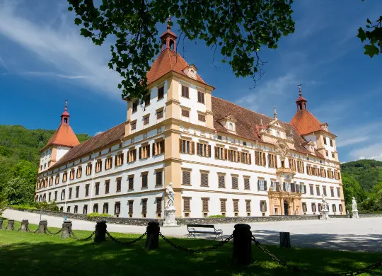 Auf Klassenfahrt mit HEROLÉ: Schloss Eggenberg in Graz