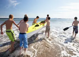Schüler wollen Kanu fahren gehen auf Rügen Auf Klassenfahrt mit HEROLÉ: Schüler wollen Kanu fahren gehen auf Rügen