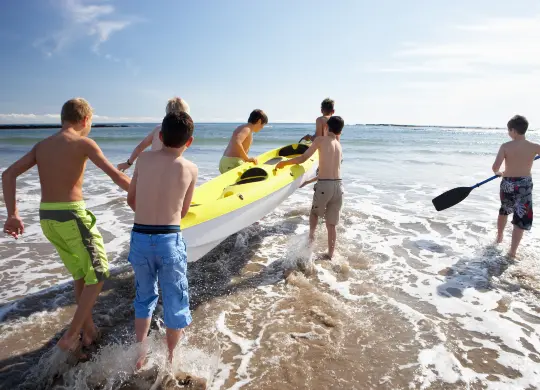Auf Klassenfahrt mit HEROLÉ: Schüler wollen Kanu fahren gehen auf Rügen