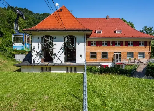 Auf Klassenfahrt mit HEROLÉ: Schwarzwald - Talstation der Schauinslandbahn