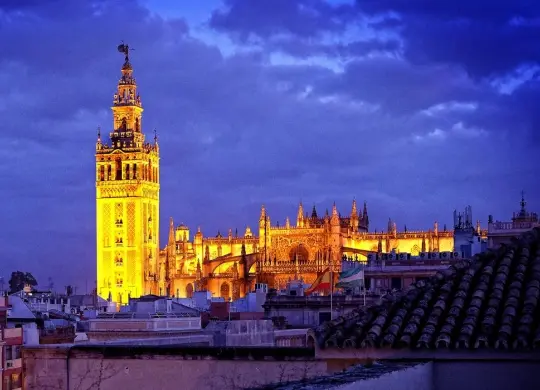 Auf Klassenfahrt mit HEROLÉ: Sevilla - Kathedrale und Giralda