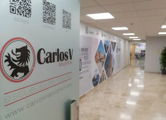 Auf Klassenfahrt mit HEROLÉ: Sprachschule Carlos V in Sevilla