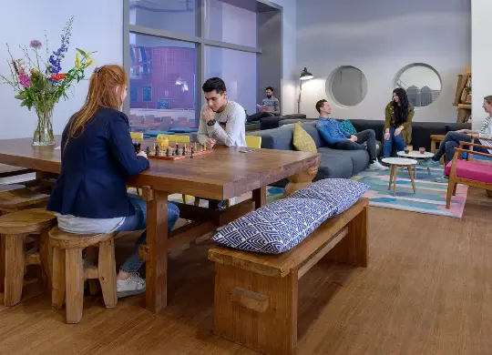 Auf Klassenfahrt mit HEROLÉ: Stayokay Hostel Zeeburg in Amsterdam.