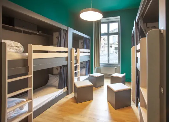 Auf Klassenfahrt mit HEROLÉ: 8-Bett-Schlafsaal im The People Hostel Straßburg