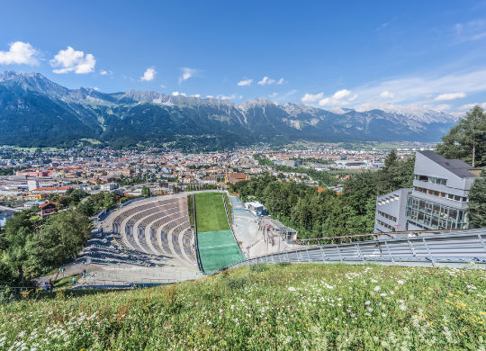 Bergiselschanze im Stubaital Auf Klassenfahrt mit HEROLÉ: Bergiselschanze im Stubaital.