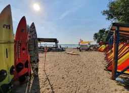 Surfcamp Veluwemeer Auf Klassenfahrt mit HEROLÉ: Surfcamp Veluwemeer