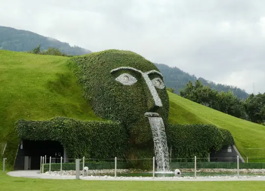 Auf Klassenfahrt mit HEROLÉ: Swarovski Kristallwelten in Wattens bei Innsbruck