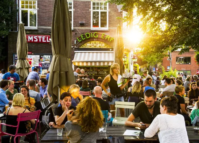 Stayokay Hostel in Utrecht Auf Klassenfahrt mit HEROLÉ: Stayokay Hostel in Utrecht.