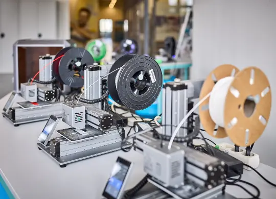 Auf Klassenfahrt mit HEROLÉ: Workshops in der VDI GaraGe